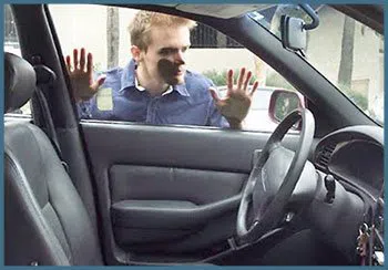 First-Class Locksmith Store  Whittier, CA 562-340-4635 - 19-locked-keys-in-car